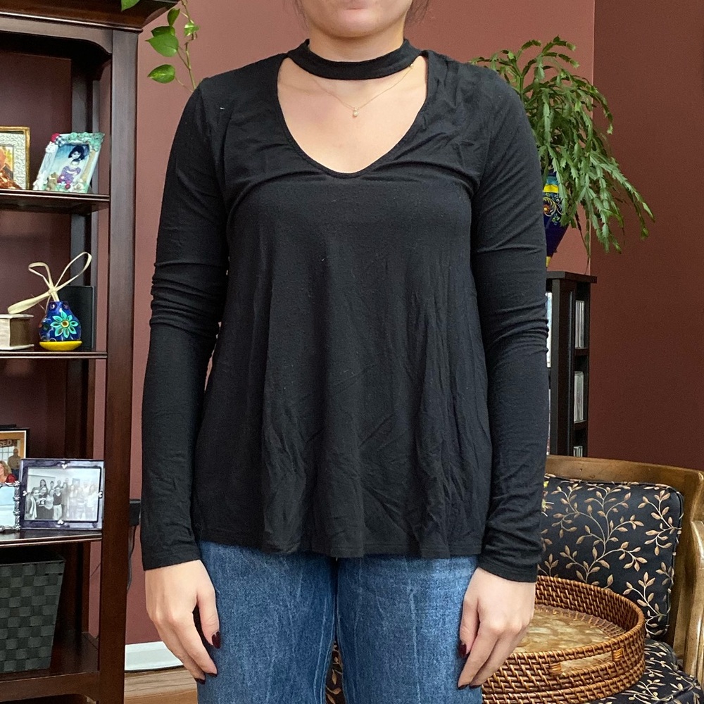 Hollister black swing choker long sleeve T-shirt